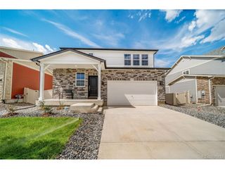3674 Crestwood Ln, Johnstown, CO 80534