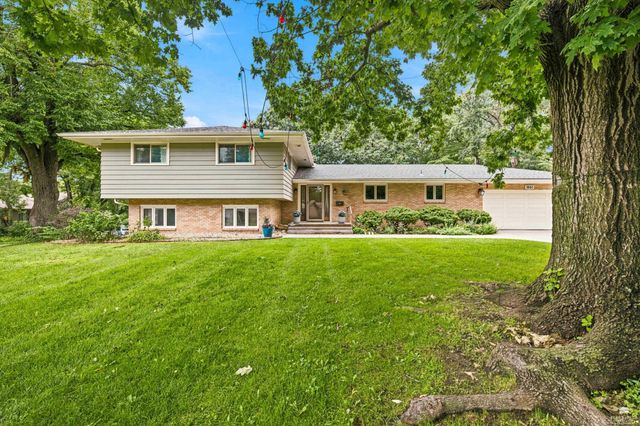 1851 Virginia Drive, Manhattan, KS 66502