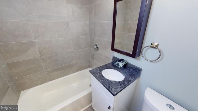 910 GATEWAY BLVD #D7, Westville, NJ 08093