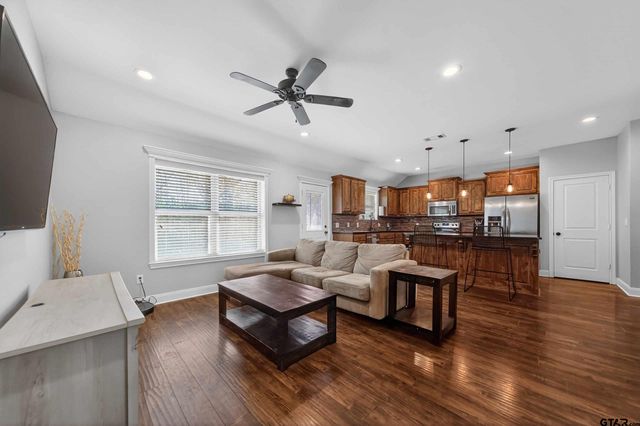 14618 County Road 463, Lindale, TX 75771