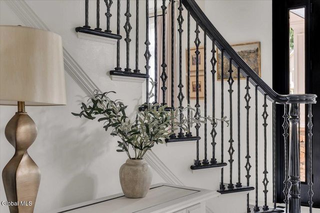 217 Brittany Place, Niskayuna, NY 12309