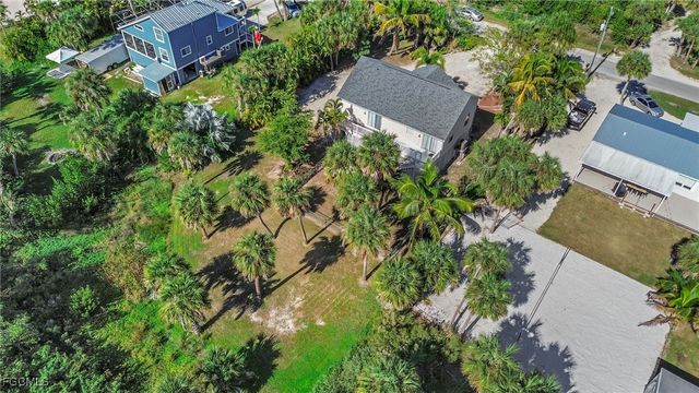13331 Electron DR, Fort Myers, FL 33908