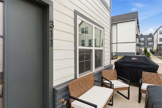 700 N DuPont Ave Apt 311, Madison, TN 37115