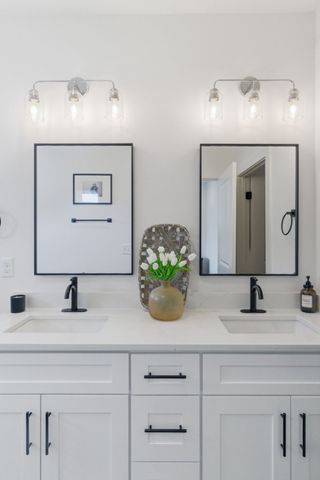 700 N DuPont Ave Apt 311, Madison, TN 37115