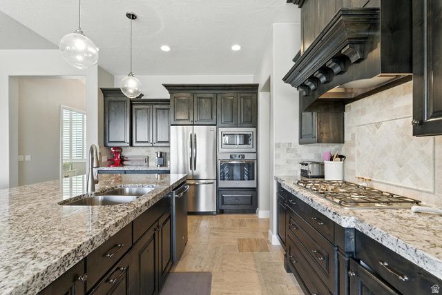 5279 N NORTHGATE PEAKS DR, St. George, UT 84770