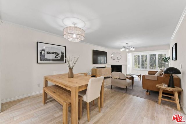 5515 Canoga Avenue 220, Woodland Hills, CA 91367