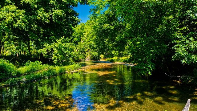 14400 Osage Creek Road, Springdale, AR 72762