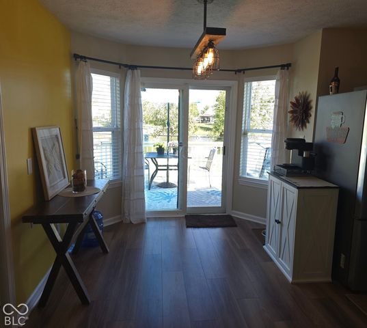 7155 N Lyndhurst Crossing, Mccordsville, IN 46055