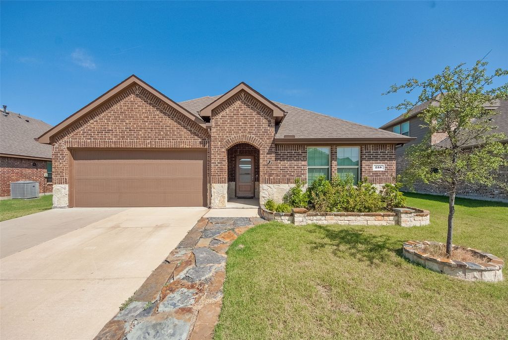 238 Virginia Court, Fate, TX 75189