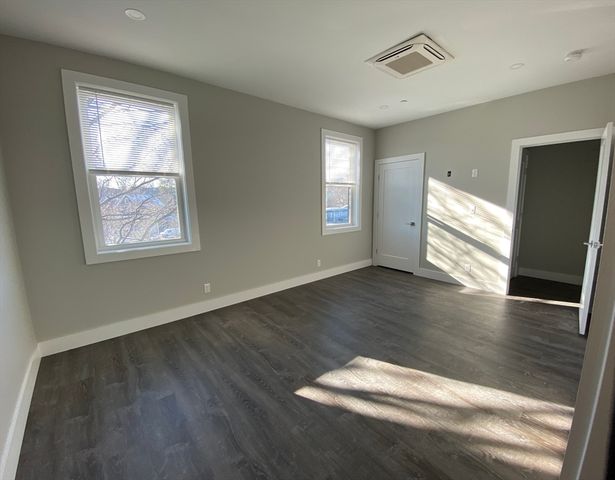 24 Norwood St 3, Boston, MA 02122
