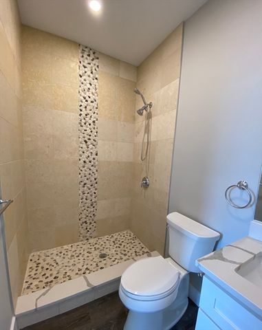 24 Norwood St 3, Boston, MA 02122