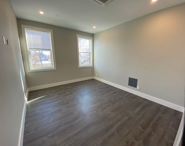 24 Norwood St 3, Boston, MA 02122