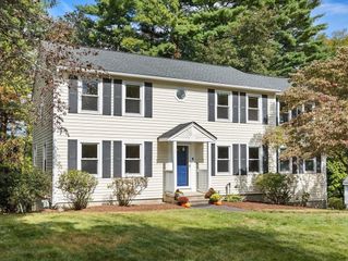 9 Drew Crossing, Westford, MA 01886