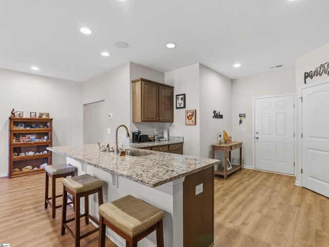 409 Sonoma Court, Seneca, SC 29678