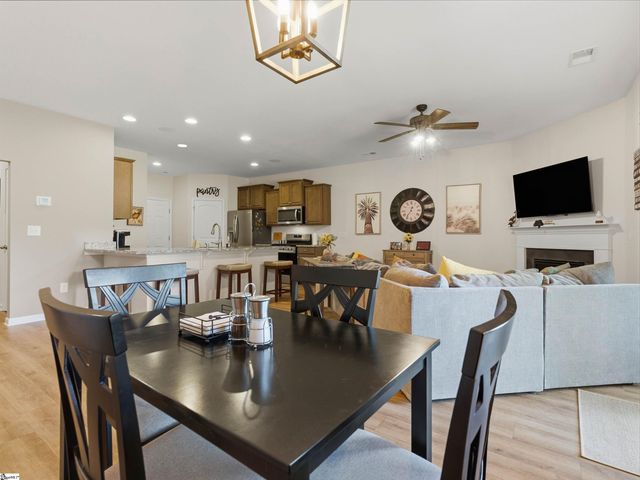 409 Sonoma Court, Seneca, SC 29678