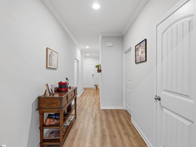 409 Sonoma Court, Seneca, SC 29678