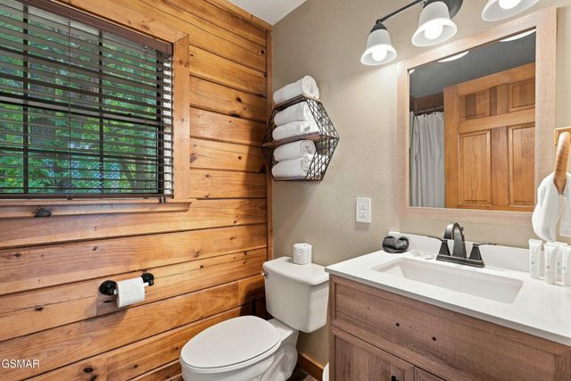 2867 Eagle Crest Way, Sevierville, TN 37876