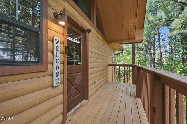 2867 Eagle Crest Way, Sevierville, TN 37876