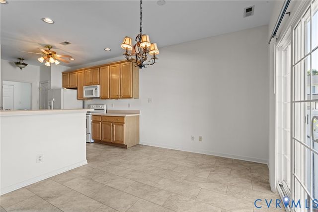 143 Carriage Point Ln, Glen Allen, VA 23059