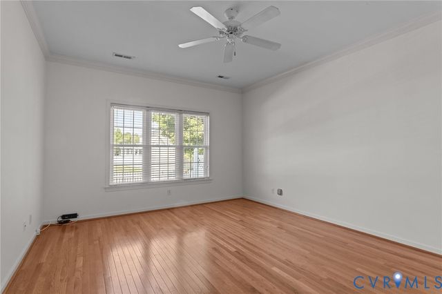 143 Carriage Point Ln, Glen Allen, VA 23059
