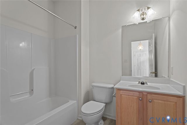 143 Carriage Point Ln, Glen Allen, VA 23059