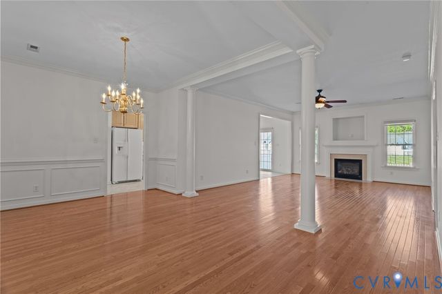 143 Carriage Point Ln, Glen Allen, VA 23059