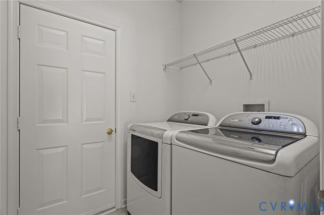 143 Carriage Point Ln, Glen Allen, VA 23059