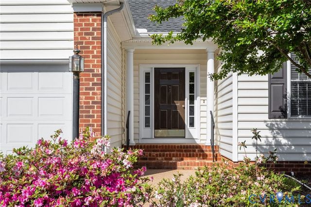 143 Carriage Point Ln, Glen Allen, VA 23059
