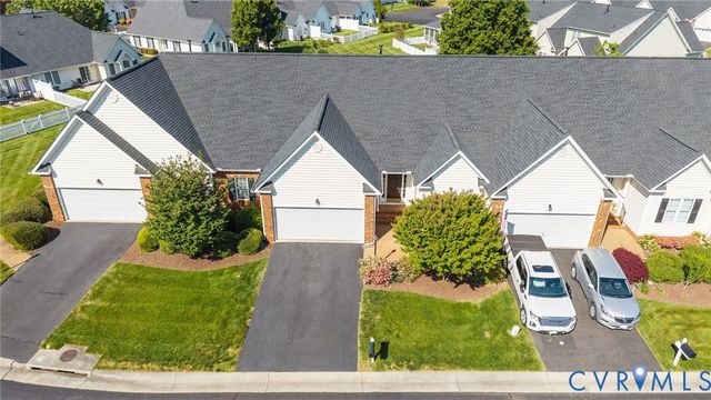 143 Carriage Point Ln, Glen Allen, VA 23059