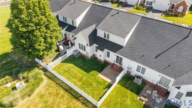 143 Carriage Point Ln, Glen Allen, VA 23059