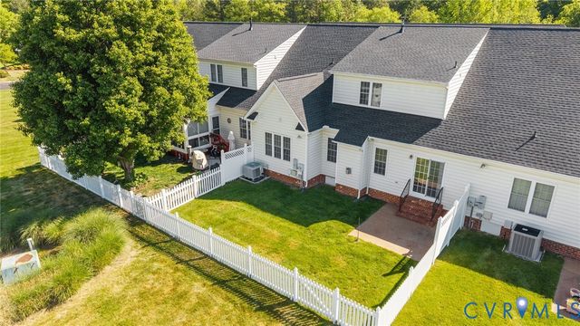 143 Carriage Point Ln, Glen Allen, VA 23059