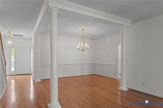 143 Carriage Point Ln, Glen Allen, VA 23059