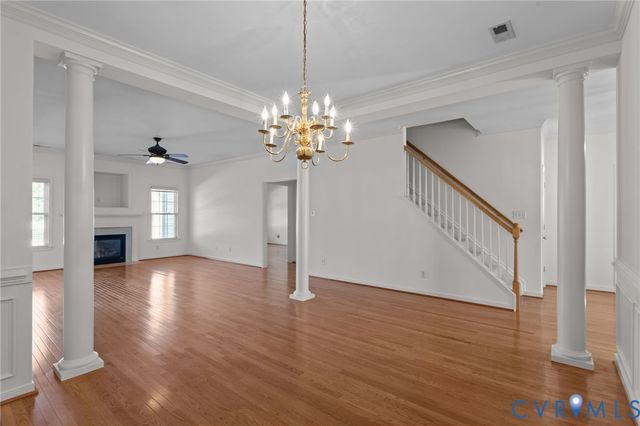 143 Carriage Point Ln, Glen Allen, VA 23059