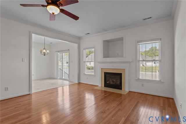 143 Carriage Point Ln, Glen Allen, VA 23059