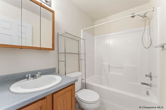 601 W 3RD ST, Cheyenne, WY 82007