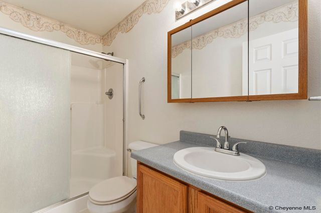 601 W 3RD ST, Cheyenne, WY 82007
