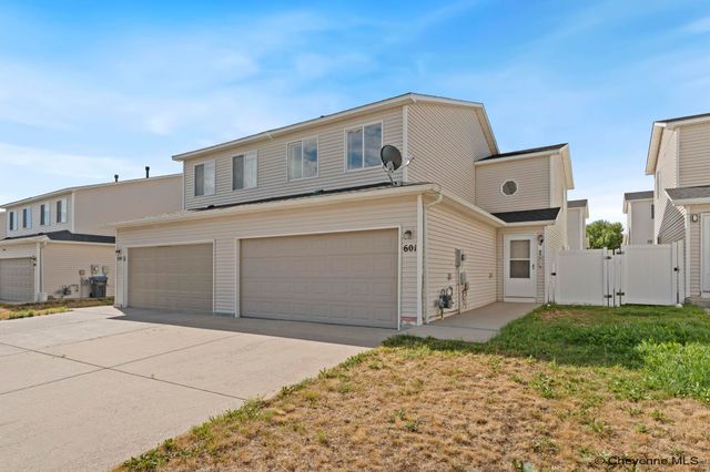 601 W 3RD ST, Cheyenne, WY 82007