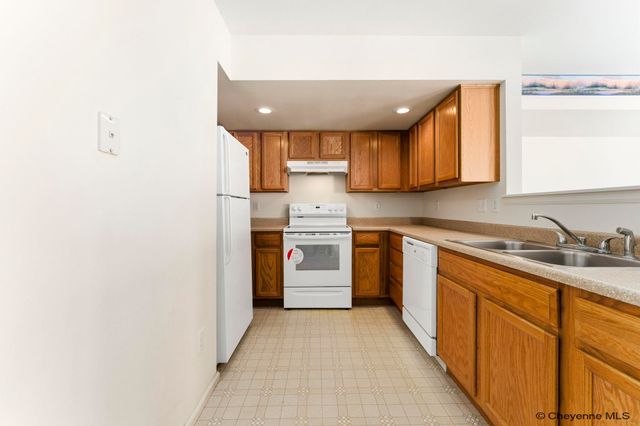 601 W 3RD ST, Cheyenne, WY 82007
