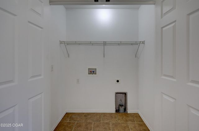 10974 Afton, Joplin, MO 64804