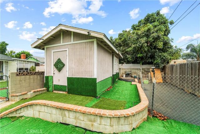 1422 N Sultana, Ontario, CA 91764