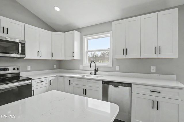 420 Barren Valley Road, Chuckey, TN 37641