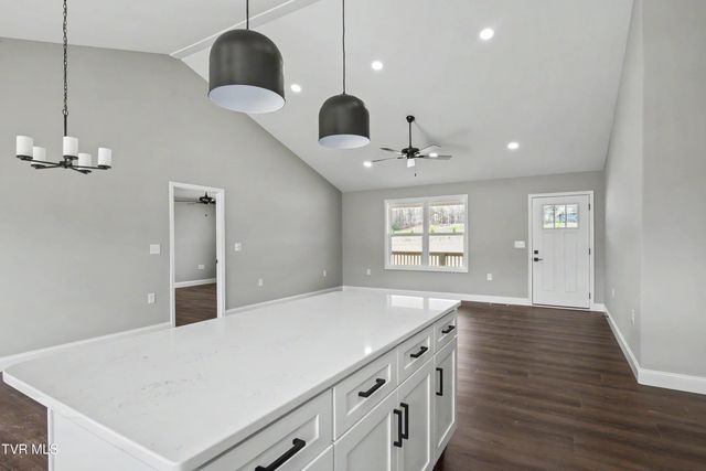 420 Barren Valley Road, Chuckey, TN 37641