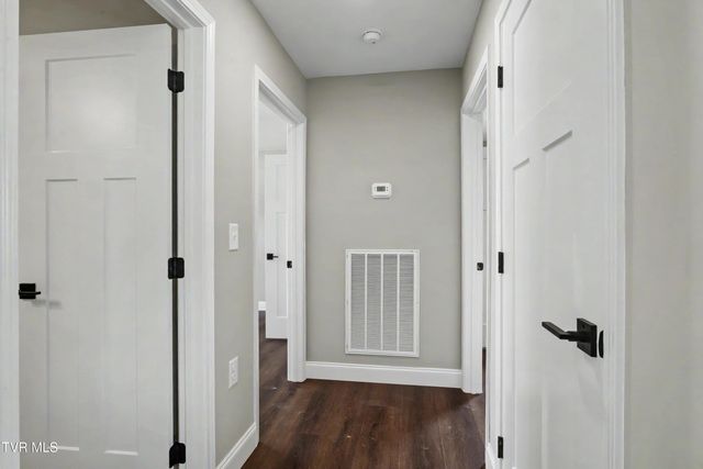 420 Barren Valley Road, Chuckey, TN 37641