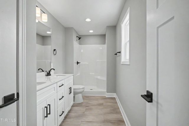 420 Barren Valley Road, Chuckey, TN 37641