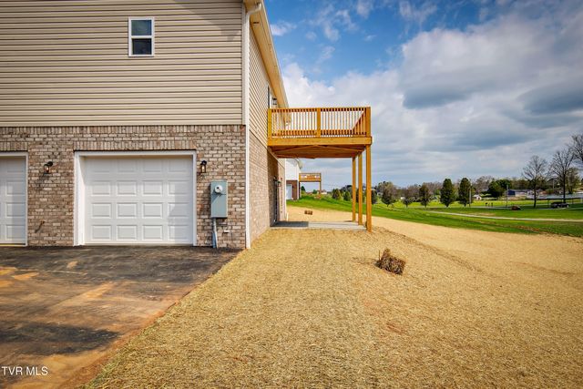 420 Barren Valley Road, Chuckey, TN 37641