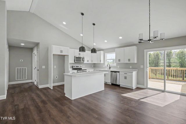420 Barren Valley Road, Chuckey, TN 37641