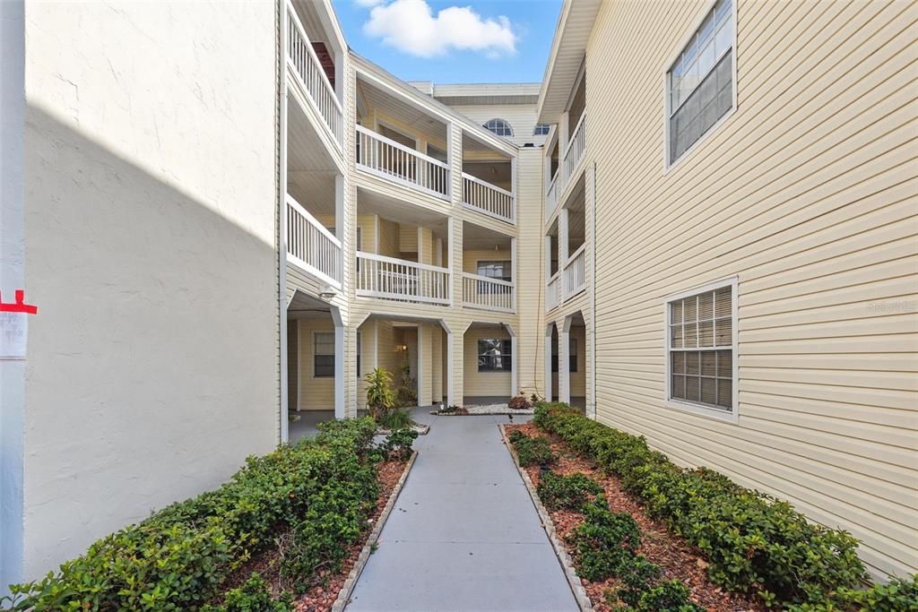 6931 STONES THROW CIRCLE N 5103, St Petersburg, FL 33710