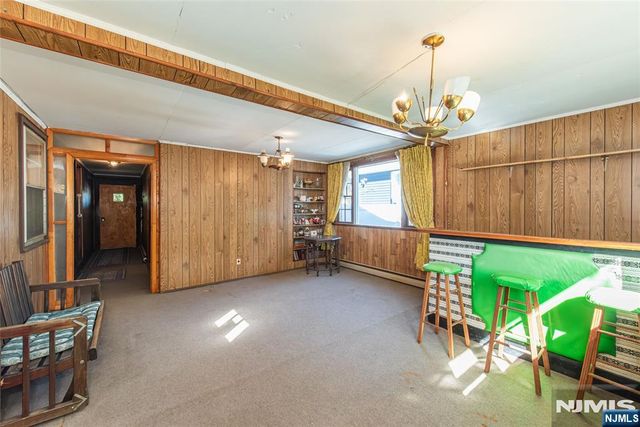 148 Park Avenue, Caldwell, NJ 07006