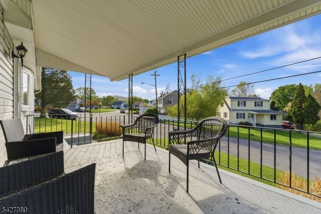 107 Belt Rd, Phillipsburg Town, NJ 08865