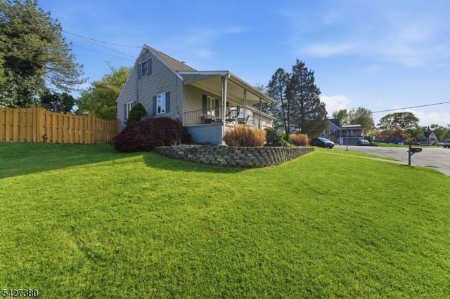107 Belt Rd, Phillipsburg Town, NJ 08865
